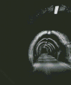 Tunnel Dark To Light Diamond Painting