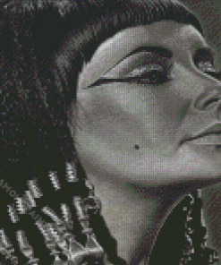 Elizabeth Taylor Cleopatra Queen Diamond Painting