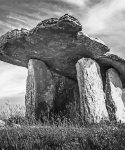 Black And White Dolmen Diamond Painting