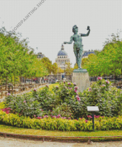 Statue In Jardin Du Luxembourg Diamond Painting